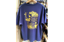 この夏、絶対欲しい！GRIZZLY限定Tシャツで旬なストリートコーデ完成。