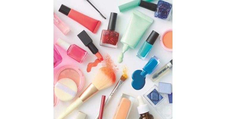 アインズ＆トルペ キャナルシティ博多店