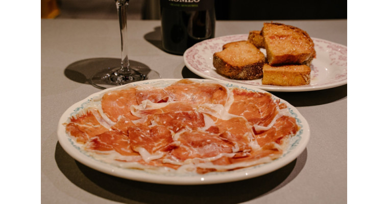 Gracia Gastrobar de Barcelona HAKATA