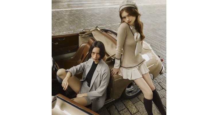 Roine by LIP SERVICE