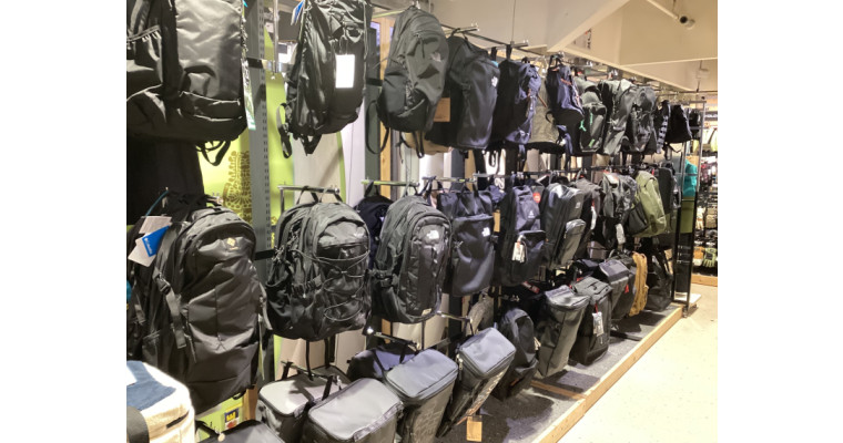 【博多・天神エリア】新生活のリュック・バックパック選びならムラスポへ！