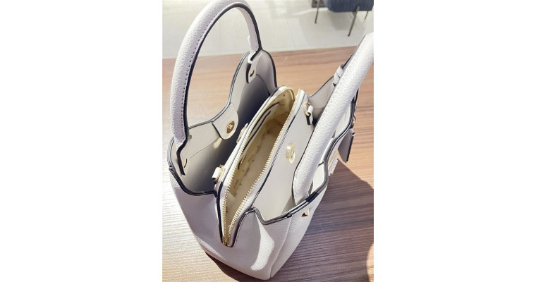 GUESS CANALCITY NEW BLOG