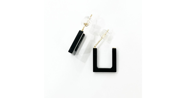 オニキス■ピアス